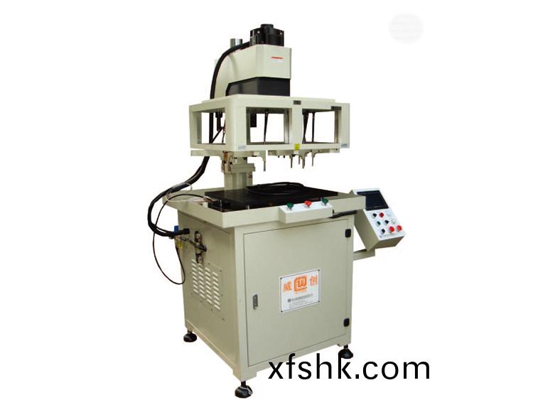 伺(ci)服立式(shi)自(zi)動攻牙(ya)機 VTS-650