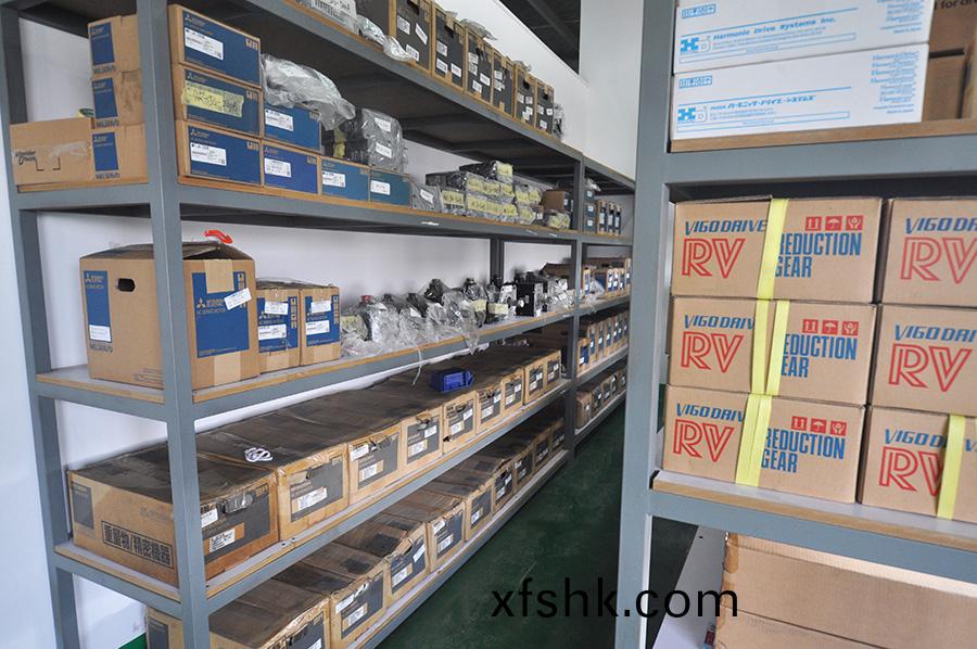 倉庫(ku)一角(jiao)